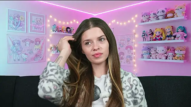 sukie spooky online show from April 2026 03:24:02 AM