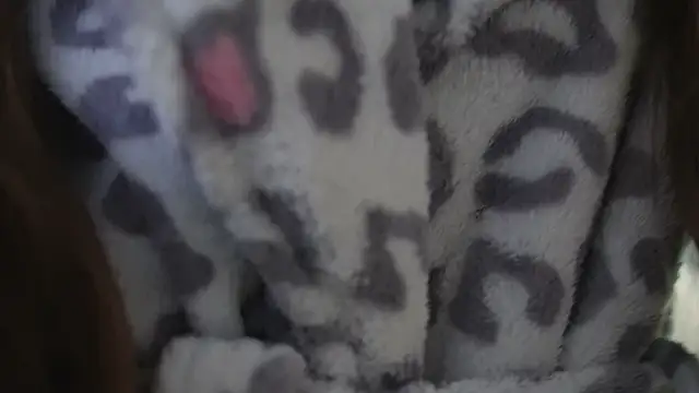 sukie spooky online show from April 2026 03:40:02 PM