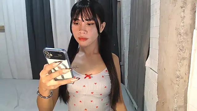 Steffi scott online show from October 2025 01:35:02 AM