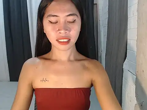 Steffi scott online show from November 2025 12:49:02 AM