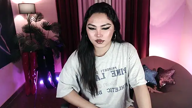 Snapshot of Unique_Maya chatting on January 2026 03:37:02 PM Unique Maya online show from January 2026 03:37:02 PM