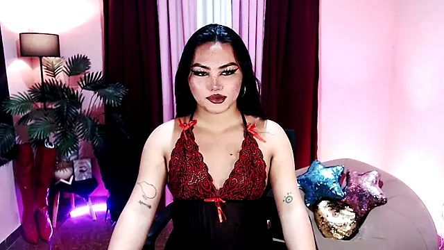 Unique Maya online show from November 2025 06:41:02 PM