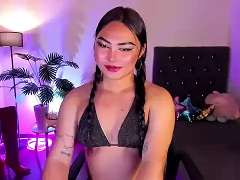 Unique Maya online show from April 2026 02:18:01 AM