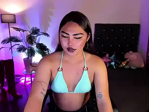 Unique Maya online show from April 2026 02:13:02 AM