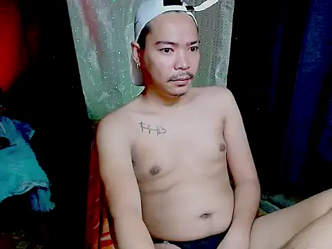 MANIACasianX online show from November 2025 09:19:02 PM