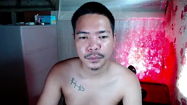 Snapshot of MANIACasianX chatting on September 2025 01:12:02 AM MANIACasianX online show from September 2025 01:12:02 AM