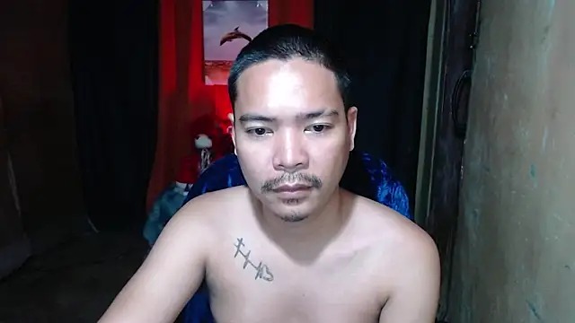 MANIACasianX online show from April 2026 01:56:02 PM