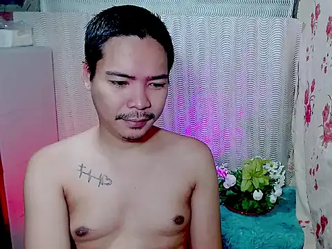 MANIACasianX online show from October 2025 09:47:01 PM