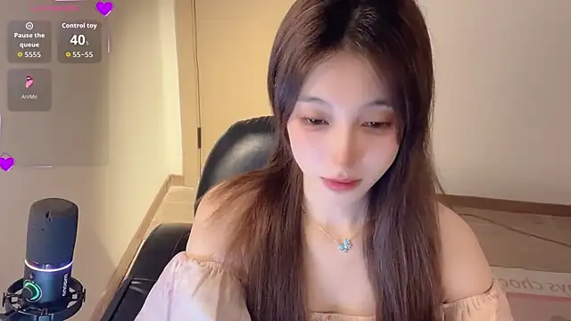Snapshot of Seraphina-se chatting on July 2026 09:08:01 PM Seraphina-se online show from July 2026 09:08:01 PM