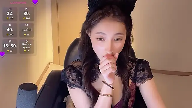 Seraphina-se online show from April 2026 03:39:02 PM