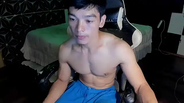 Snapshot of AsianHotBODYY chatting on September 2025 01:05:02 PM AsianHotBODYY online show from September 2025 01:05:02 PM