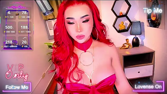 TriciaCumLoader online show from April 2026 06:44:02 PM