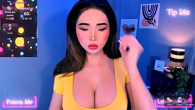 TriciaCumLoader online show from October 2025 12:14:01 AM