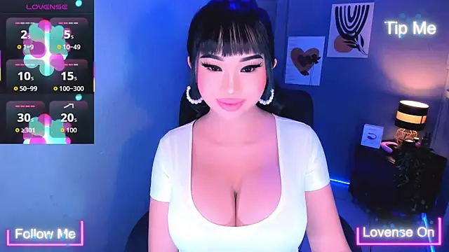 Snapshot of TriciaCumLoader chatting on October 2025 01:15:02 AM TriciaCumLoader online show from October 2025 01:15:02 AM