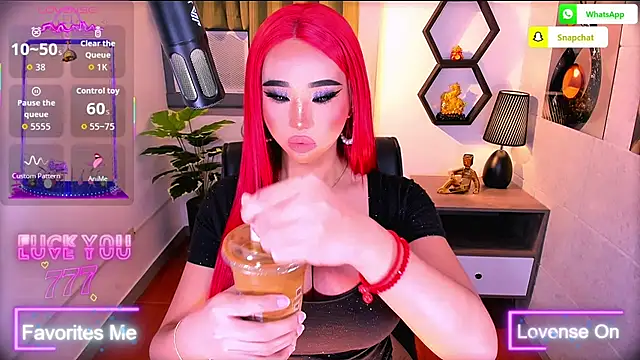 TriciaCumLoader online show from March 2026 06:53:01 PM