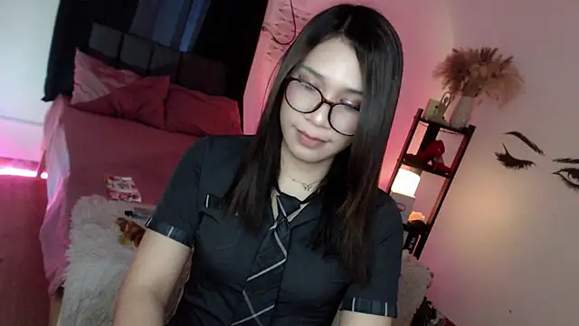 Snapshot of Veniceseduction chatting on September 2025 04:51:01 AM Veniceseduction online show from September 2025 04:51:01 AM