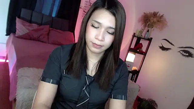 Snapshot of Veniceseduction chatting on September 2025 06:16:01 AM Veniceseduction online show from September 2025 06:16:01 AM