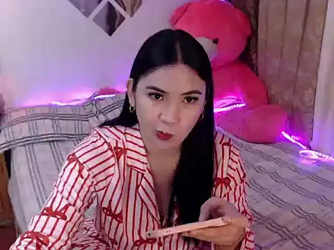 Snapshot of wild_flowerx chatting on September 2025 02:00:02 PM wild flowerx online show from September 2025 02:00:02 PM