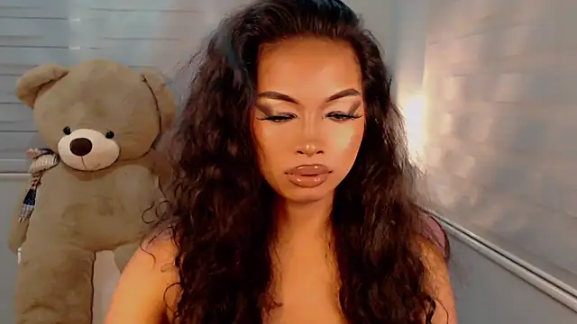 KathRouge online show from October 2025 04:15:02 PM