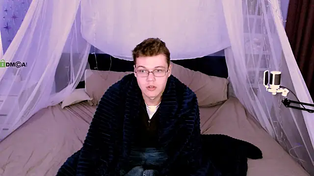 lucas long  online show from October 2025 12:52:01 PM