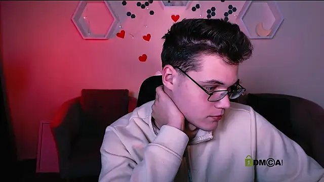 lucas long  online show from October 2025 07:15:02 PM