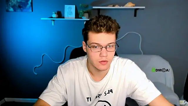 lucas long  online show from October 2025 08:48:02 AM