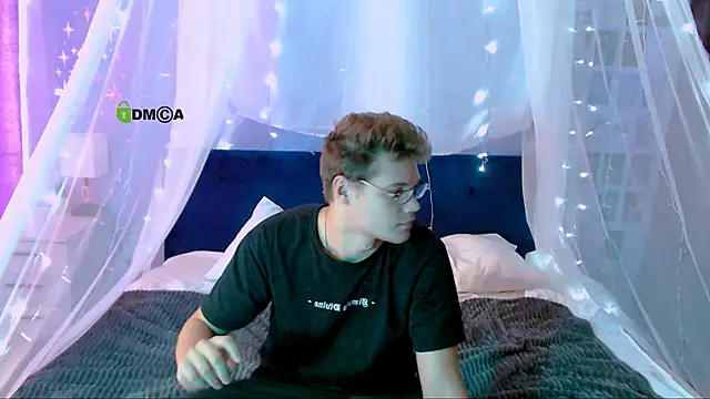 lucas long  online show from September 2025 08:26:02 AM