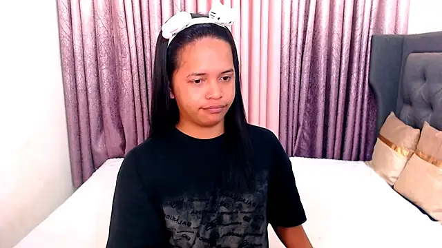 Snapshot of Lorainnelustts chatting on October 2025 09:25:02 PM Lorainnelustts online show from October 2025 09:25:02 PM