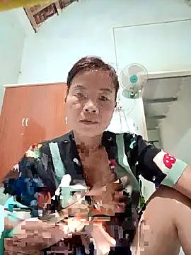 Snapshot of Harmony92 chatting on October 2025 12:00:02 AM Harmony92 online show from October 2025 12:00:02 AM