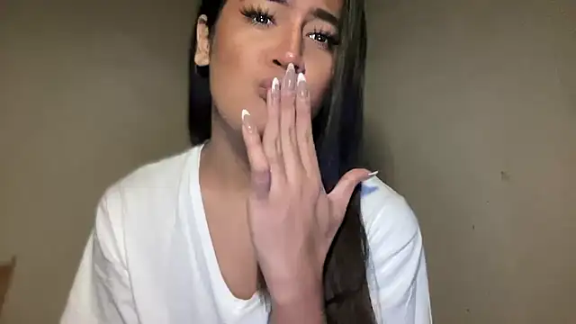 fallon empress143 online show from September 2025 04:11:02 AM
