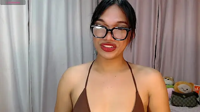 Snapshot of Herbielustts chatting on November 2025 08:03:02 AM Herbielustts online show from November 2025 08:03:02 AM