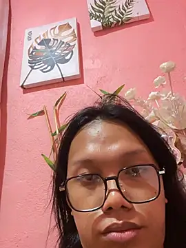Herbielustts online show from July 2026 01:07:02 PM