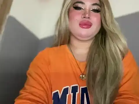 Snapshot of Naughtyrosecum chatting on November 2025 03:09:02 AM Naughtyrosecum online show from November 2025 03:09:02 AM