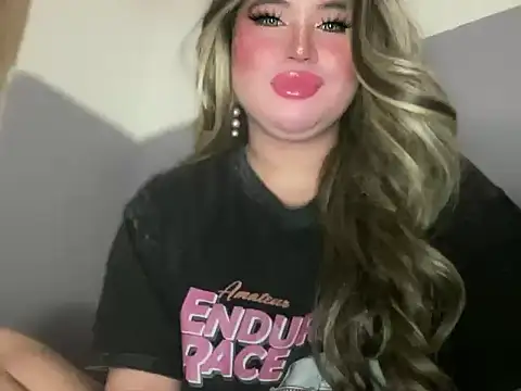 Snapshot of Naughtyrosecum chatting on September 2025 07:15:02 AM Naughtyrosecum online show from September 2025 07:15:02 AM