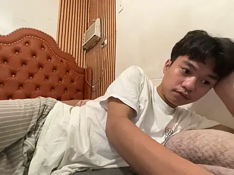 ur little secret online show from February 2026 07:29:02 AM