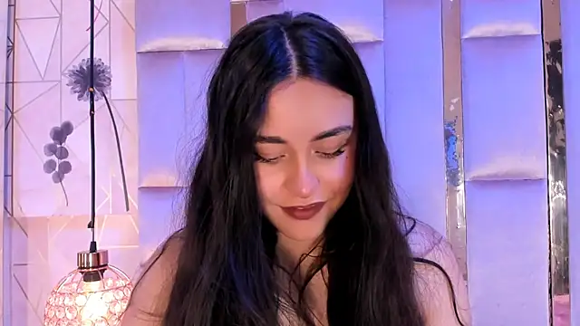 HannaCollins  online show from January 2026 05:27:02 PM