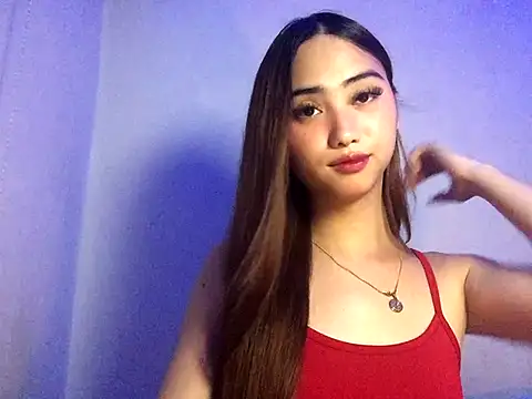 Kiah Wyatt online show from November 2025 07:42:01 AM