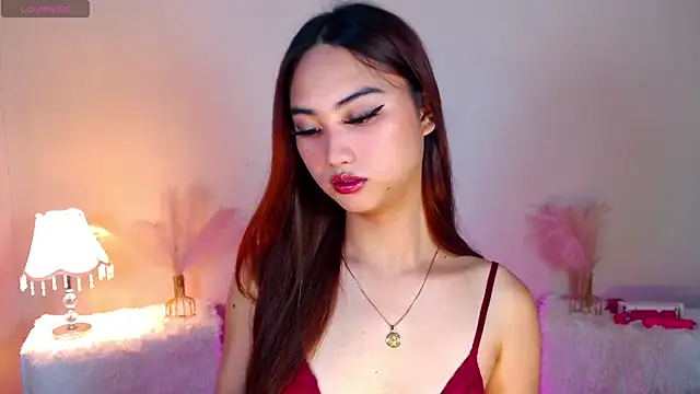 Kiah Wyatt online show from November 2025 07:23:01 AM