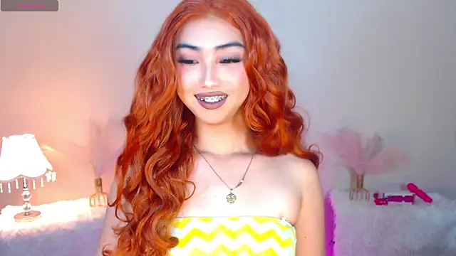 Kiah Wyatt online show from November 2025 07:19:01 AM