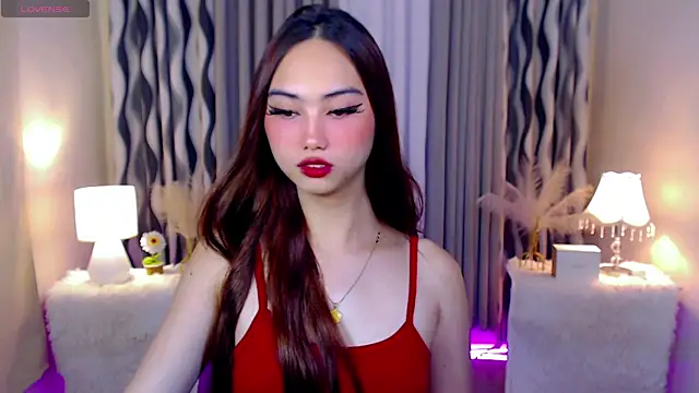 Kiah Wyatt online show from October 2025 06:54:01 AM