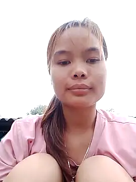 CloudyChu online show from November 2025 03:44:01 AM