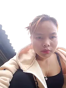 CloudyChu online show from October 2025 01:06:02 AM