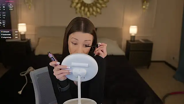 Selena Glow online show from February 2026 11:38:02 PM