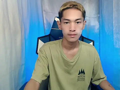 riks tyler online show from December 2025 05:38:01 PM