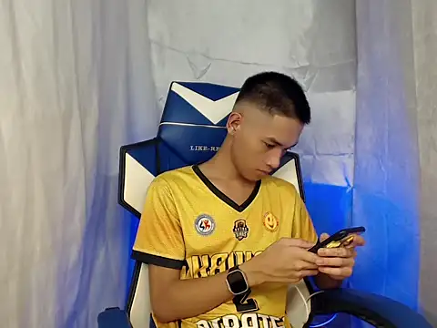 riks tyler online show from February 2026 12:35:01 PM