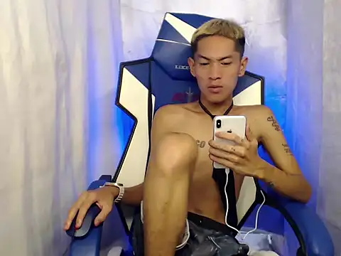 riks tyler online show from December 2025 08:26:01 PM