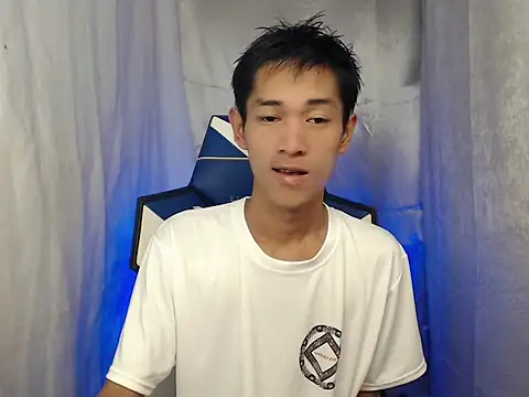 Snapshot of riks_tyler chatting on May 2026 01:50:01 PM riks tyler online show from May 2026 01:50:01 PM