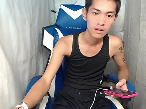 riks tyler online show from April 2026 08:15:01 PM