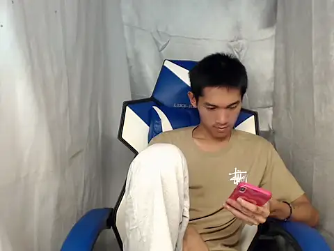 riks tyler online show from April 2026 07:20:01 PM