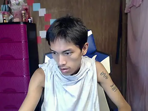 Snapshot of riks_tyler chatting on July 2026 05:03:02 PM riks tyler online show from July 2026 05:03:02 PM